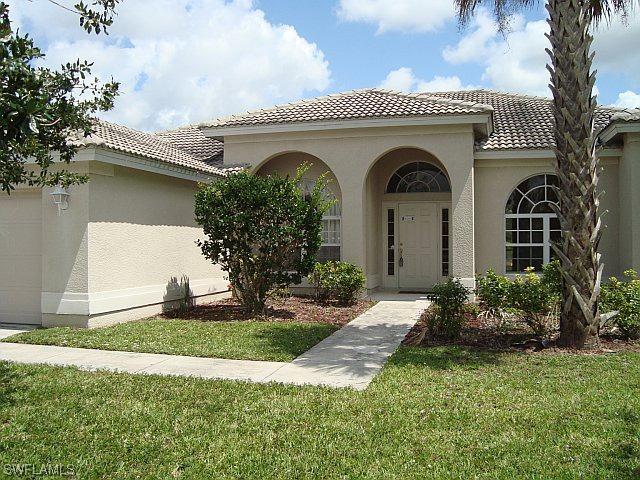 8483 Laurel Lakes Cove, Naples, FL