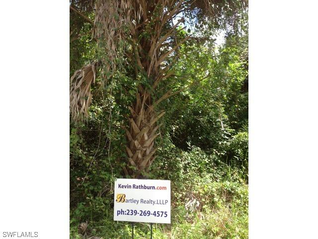 5821 Westport Ln., Naples, FL 34116