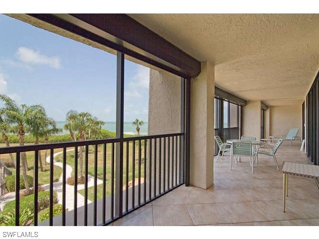 10951 Gulfshore Dr. #203, Naples, FL