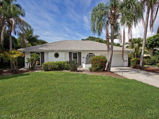 777 Fountainhead Ln., Naples, FL 34103