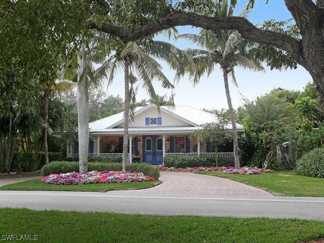 145 6th St., Naples, FL 34102