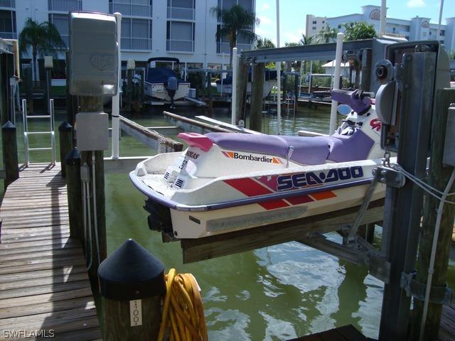 Dock 100 Bay Beach Ln., Fort Myers Beach, FL 33931