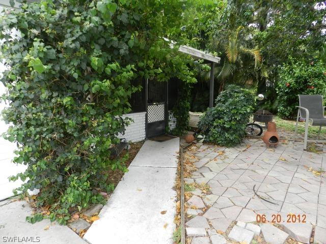 17192 Phlox Dr., Fort Myers, FL