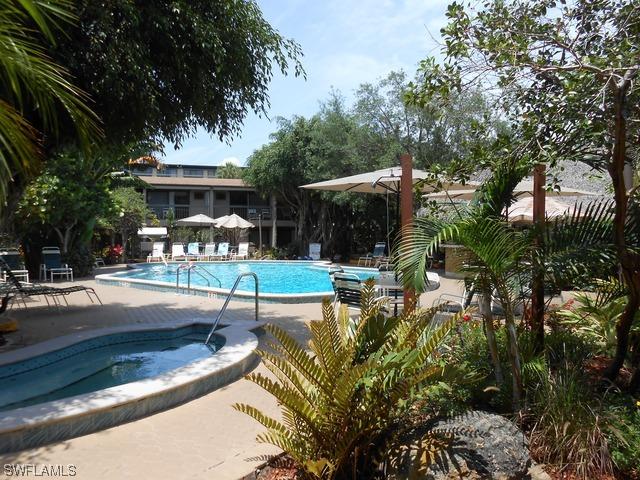 2329 9th St., Naples, FL 34113