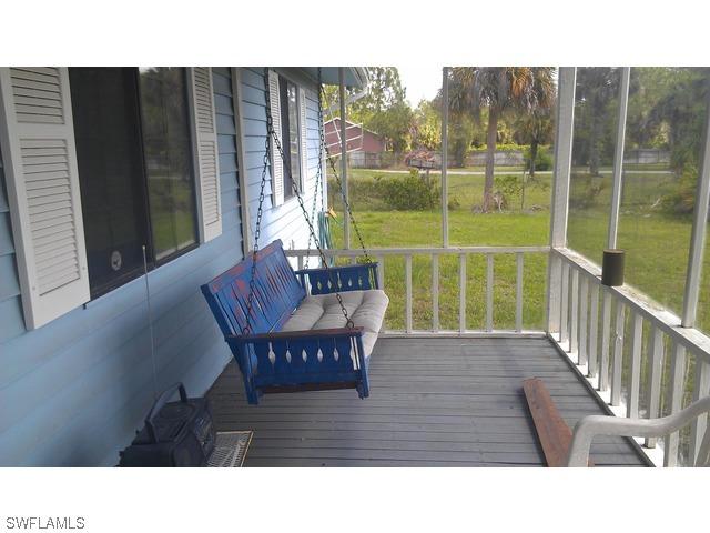 581 14th St., Naples, FL 34117