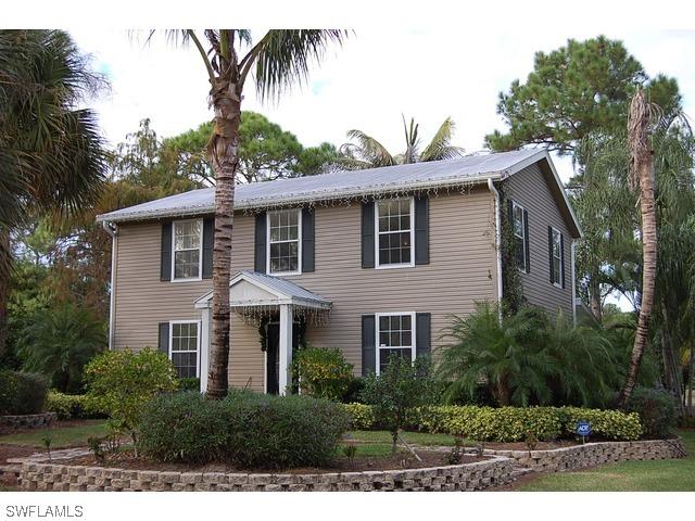 6011 Painted Leaf Ln., Naples, FL 34116