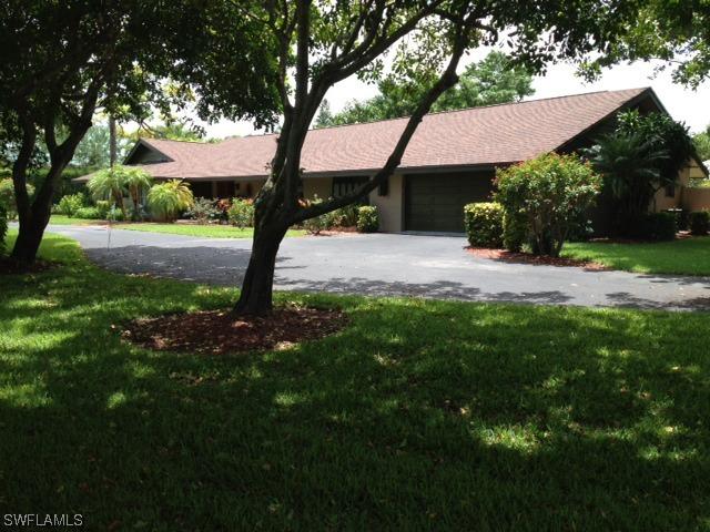 600 Mooringline Dr., Naples, FL 34102