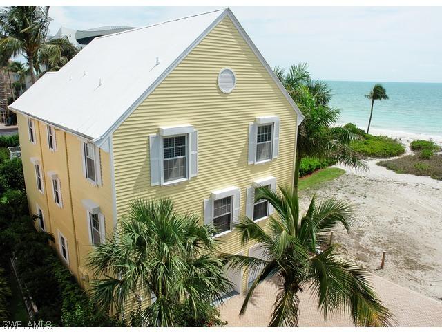 106 Curacao Ln., Bonita Springs, FL