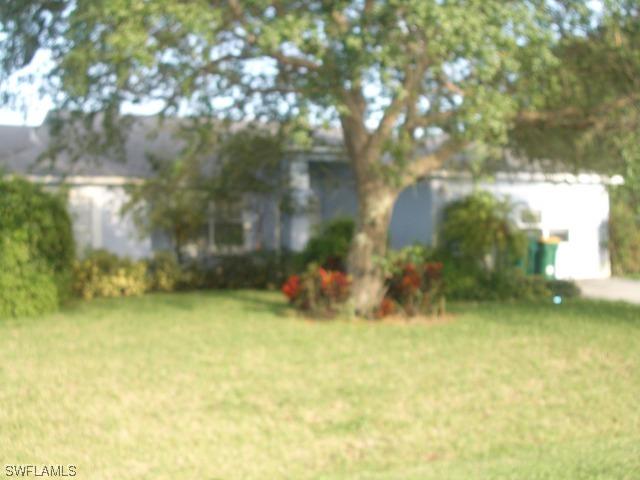 2466 54th Ter., Naples, FL