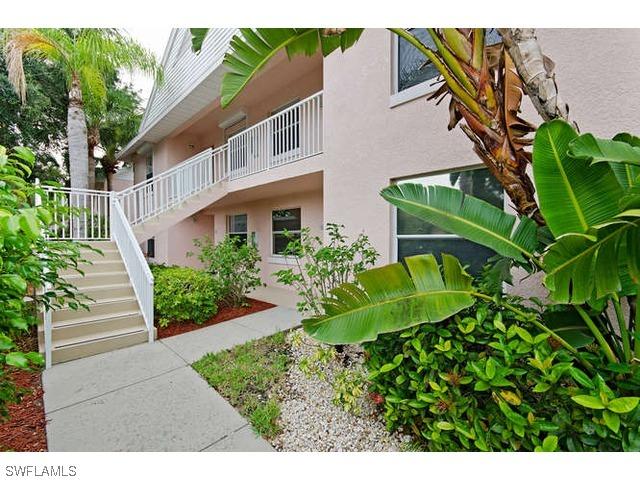 162 Pebble Shores Dr. #202, Naples, FL