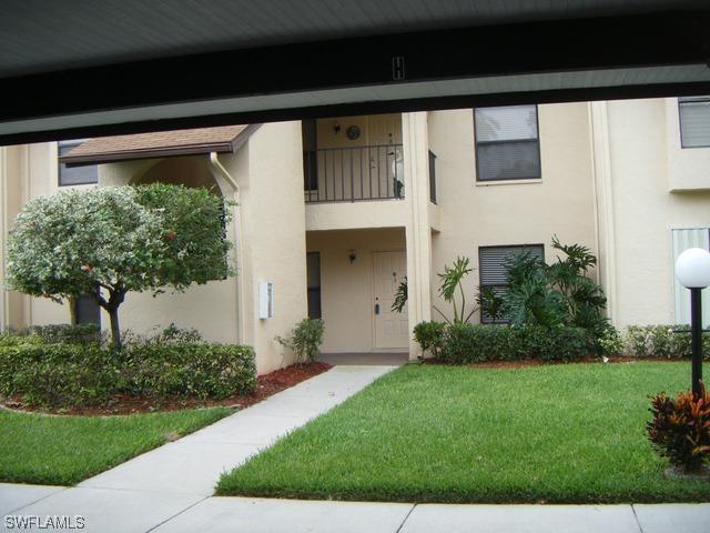 8382 Charter Club Cir. #3, Fort Myers, FL 33919