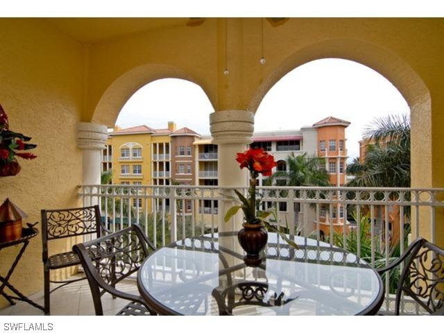 410 Bayfront Pl. #2408, Naples, FL 34102