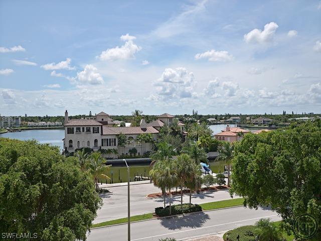 4031 Gulf Shore Blvd. #5F, Naples, FL 34103