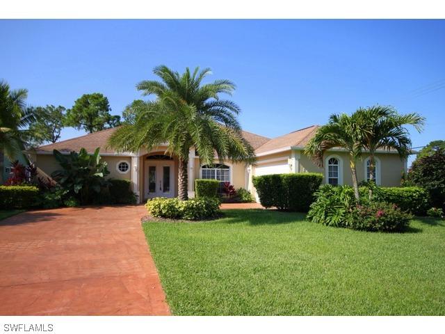 16 Heritage Way, Naples, FL