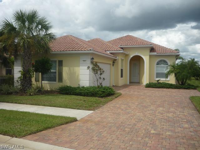 7911 Valentina Ct., Naples, FL 34114