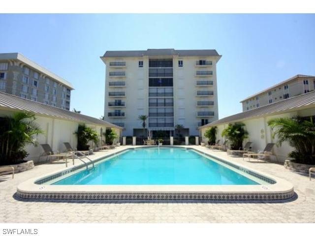 2650 Gulf Shore Blvd. #402, Naples, FL 34103