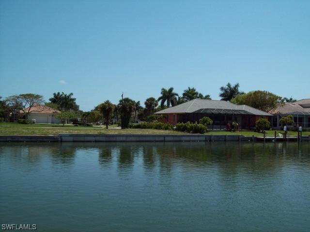 424 River Ct., Marco Island, FL 34145