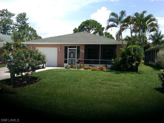 758 98th Ave., Naples, FL 34108