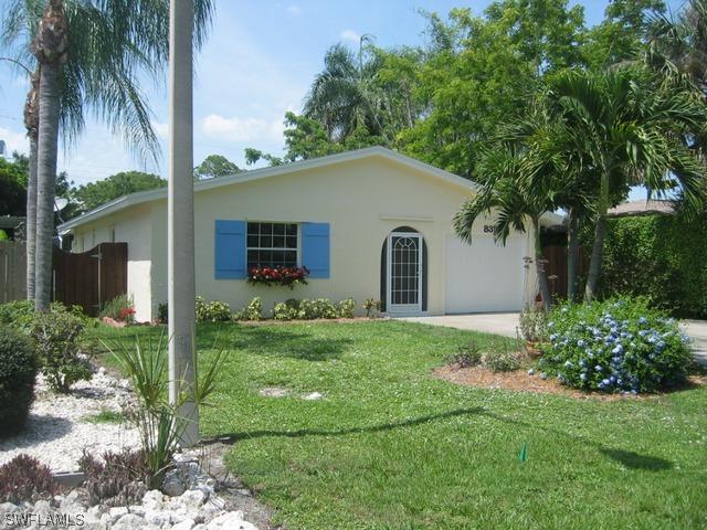 839 100th Ave., Naples, FL 34108