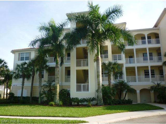 4874 Hampshire Ct, #101, Naples, FL 34112