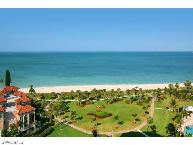 3971 Gulf Shore Blvd. #1404, Naples, FL