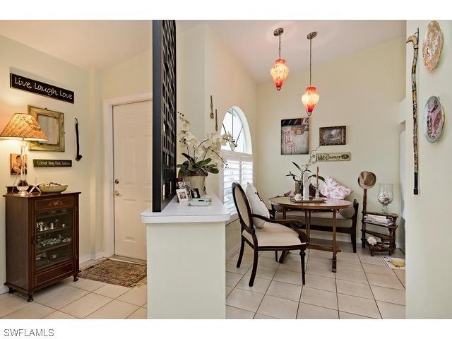 2162 Stacil Cir., Naples, FL 34109