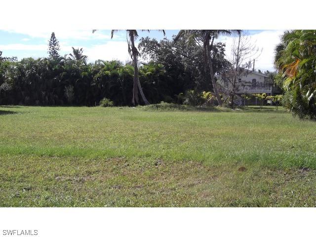 11921 Plantation Rd., Fort Myers, FL