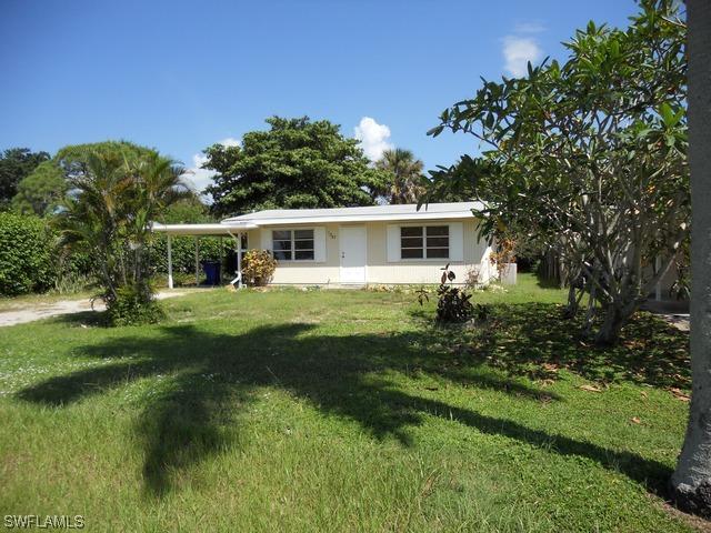 1287 10th Ave., Naples, FL 34102