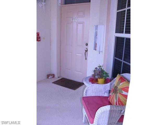 326 Newport Dr., Naples, FL 34114