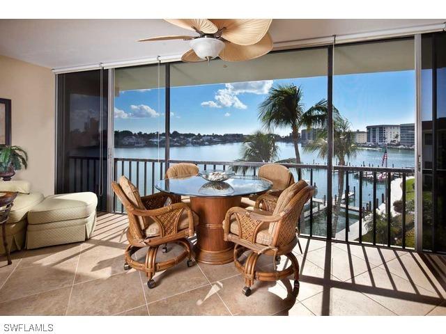 222 Harbour Dr. #402, Naples, FL