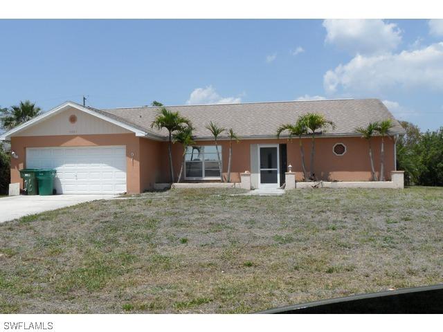 4463 26th Pl., Naples, FL 34116