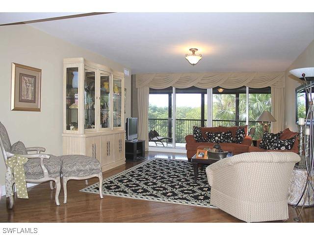 7225 Pelican Bay Blvd. #203, Naples, FL 34108