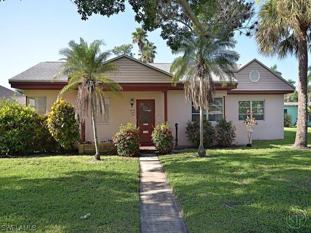 1134 8th Ave., Naples, FL
