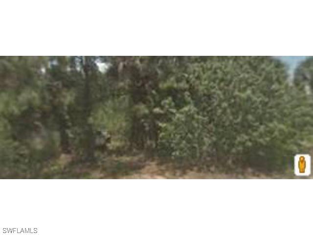 414 Jackson Ave., Lehigh Acres, FL