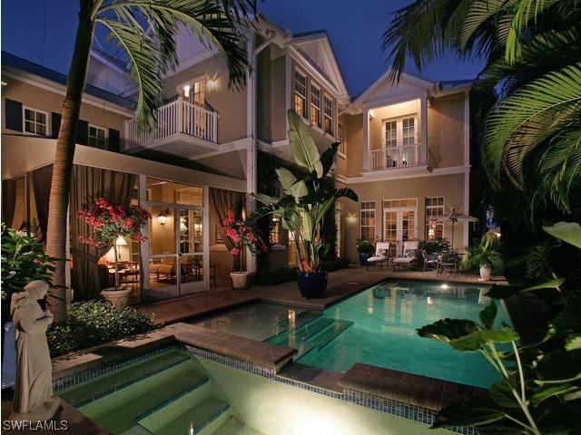 956 6th St., Naples, FL 34102