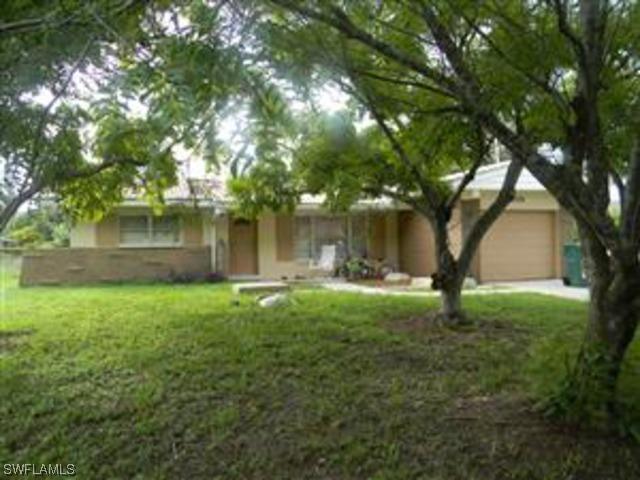 2031 43rd Ter., Naples, FL 34116