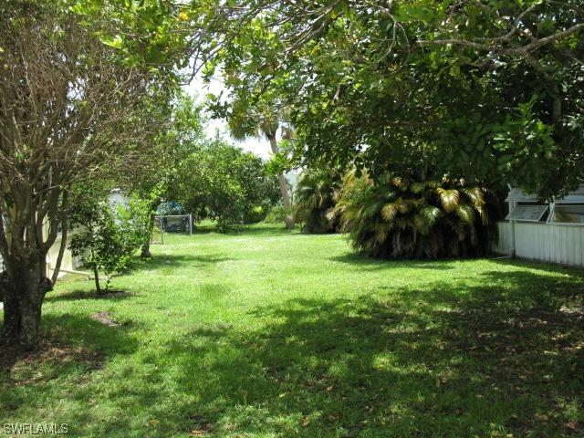 34 Sonderhen Dr., Naples, FL 34114