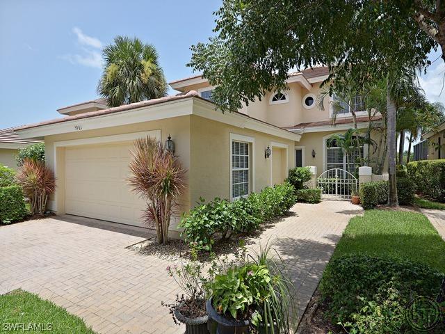 5901 Ashford Ln., Naples, FL