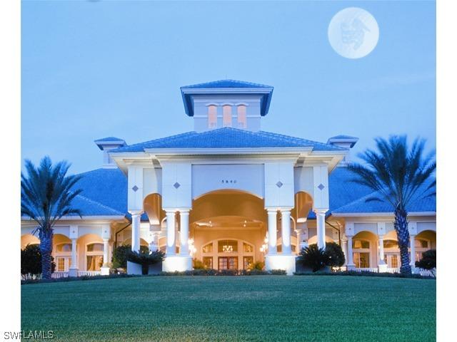 6001 Trophy Dr., Naples, FL