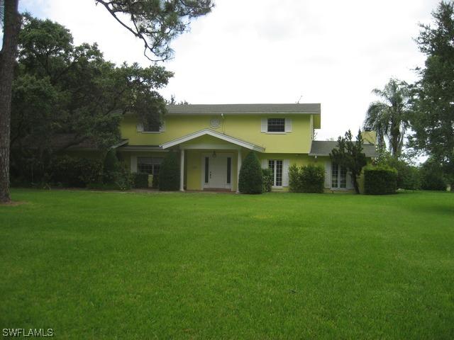 128 Myrtle Rd., Naples, FL 34108