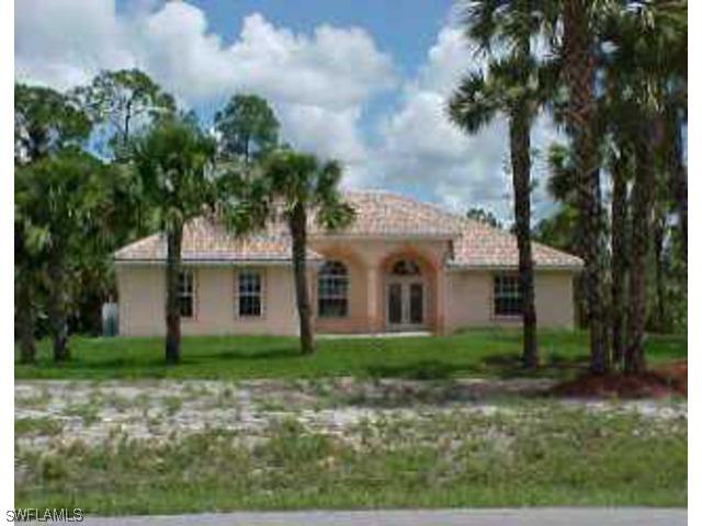 1621 16th Ave., Naples, FL 34117