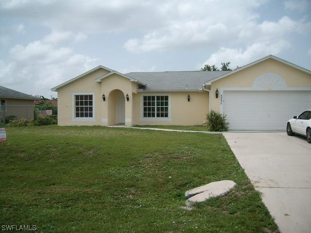 5290 19th Ave., Naples, FL 34116