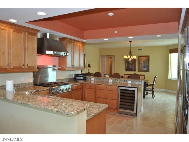 275 Indies Way #1205, Naples, FL 34110