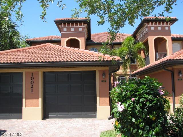 10021 Heather Ln., Naples, FL 34119