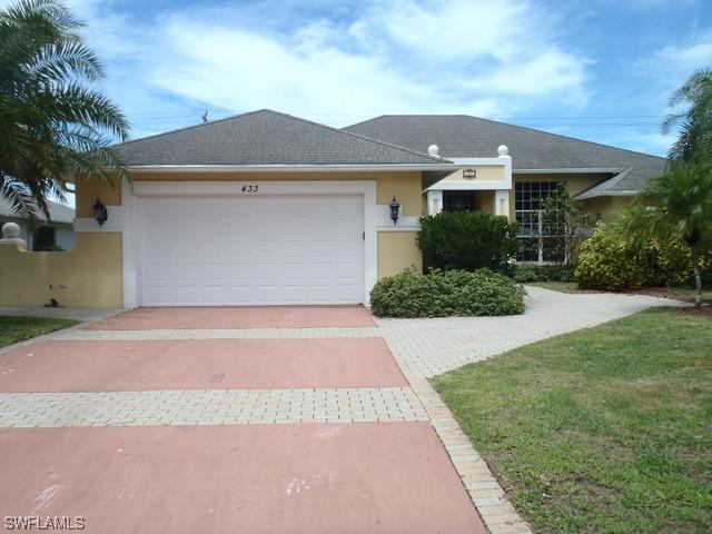433 Raven Way, Naples, FL 34110