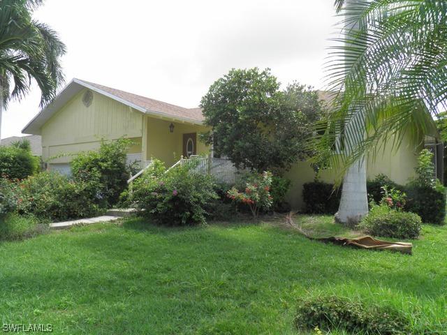 145 S Bahama Ave., Marco Island, FL 34145