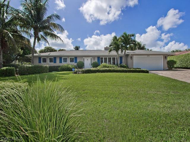 676 Murex Dr., Naples, FL
