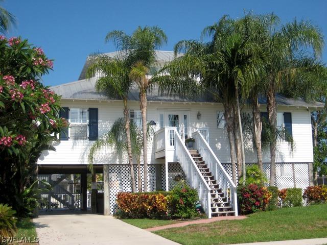 120 South Seas Ct., Marco Island, FL