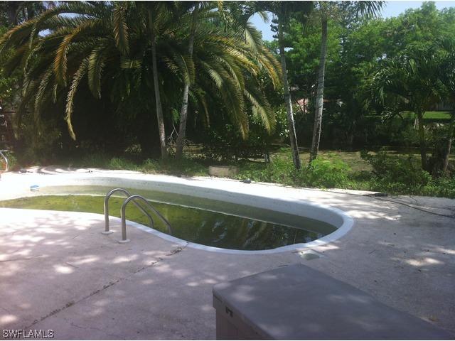 4950 21st Pl., Naples, FL