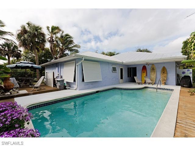 1111 6th St., Naples, FL